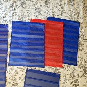Pocket chart organizers
